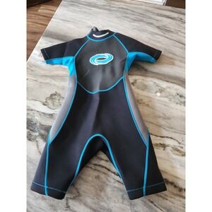 Kids OSRAGEOUS Shorty Wetsuit Youth Size 12-14 Black‎ Blue Surf Swim